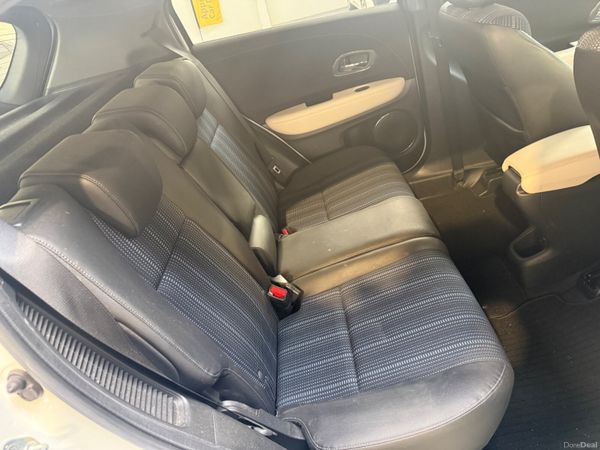 2016 Honda Vezel 1.5 Hybrid Automatic,Top Specs 385294615
