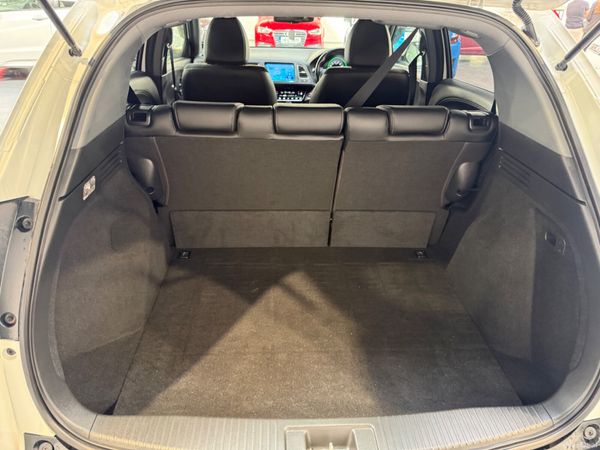 2016 Honda Vezel 1.5 Hybrid Automatic,47K Miles 385295017