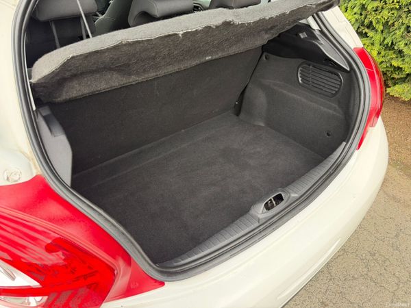Peugeot 208 2014 Hdi Diesel 1.4 NEW NCT 04-27 385201645