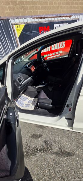 Honda Fit Automatic Hybrid 385211511