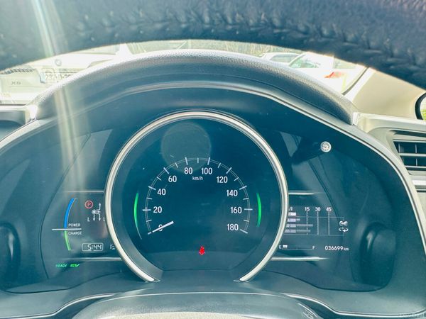 HONDA FIT 2017 LEATHER TOPSEPCS 36K KM ONLY 385225859