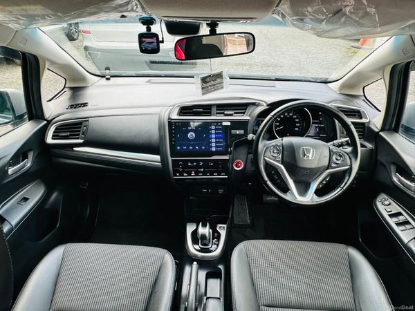 HONDA FIT 2017 LEATHER TOPSEPCS 36K KM ONLY 385225871