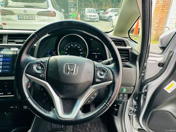 HONDA FIT 2017 LEATHER TOPSEPCS 36K KM ONLY 385225875