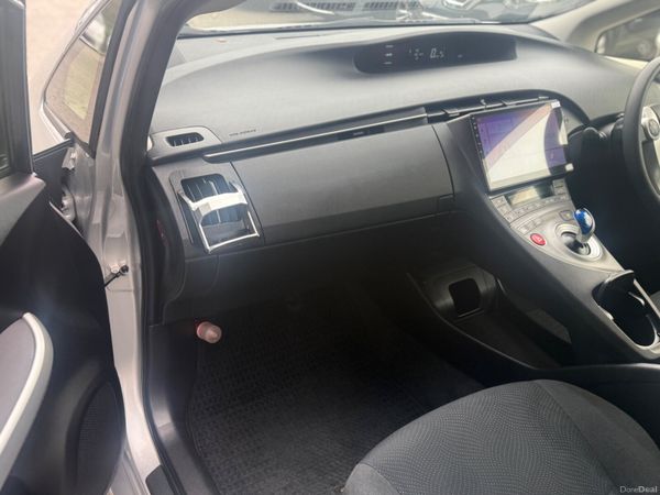 2014 Toyota Prius Hybrid Automatic 385231771