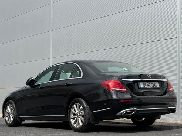 Mercedes-Benz E220d Exclusive 385231723