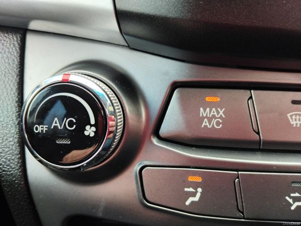 SsangYong Korando 2015 Ultra LOW KM's 385370277