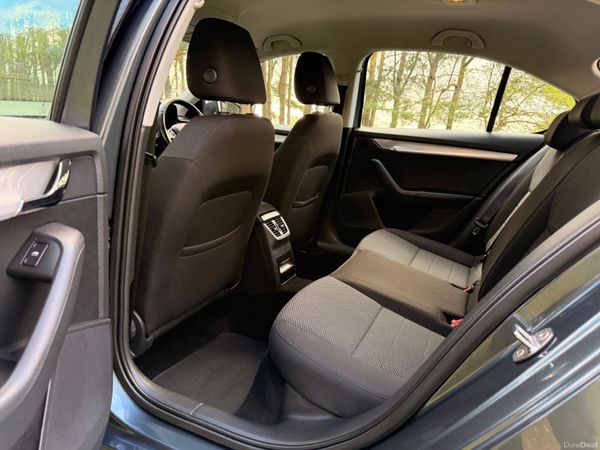 Skoda Octavia 2015 2.0 TDI 150 BHP 385376763