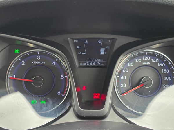 2013 Hyundai ix20 1.4 Diesel Nct & Rd Tax 385306241
