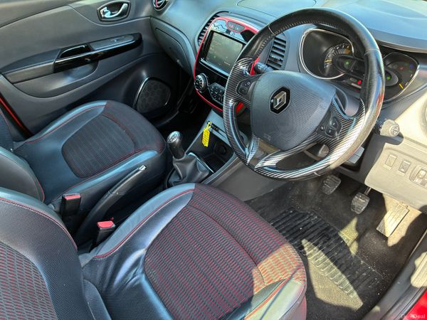 151 Renault Captur 1.0 Petrol 385312405