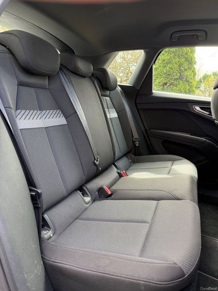 *47000kms* Immaculate 231 Audi Q4 e-tron! 385319431