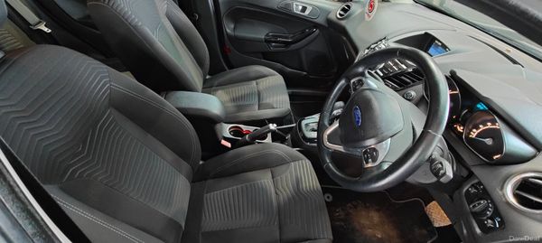 2014 Ford Fiesta 1.0 Petrol Automatic 385335225
