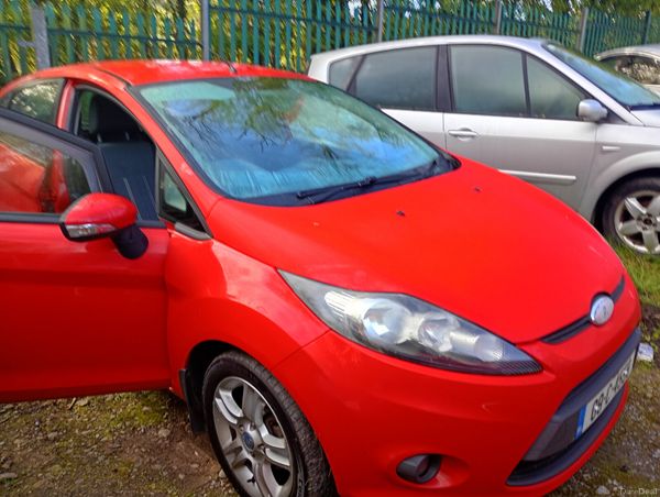 Ford Fiesta 2009 385443195