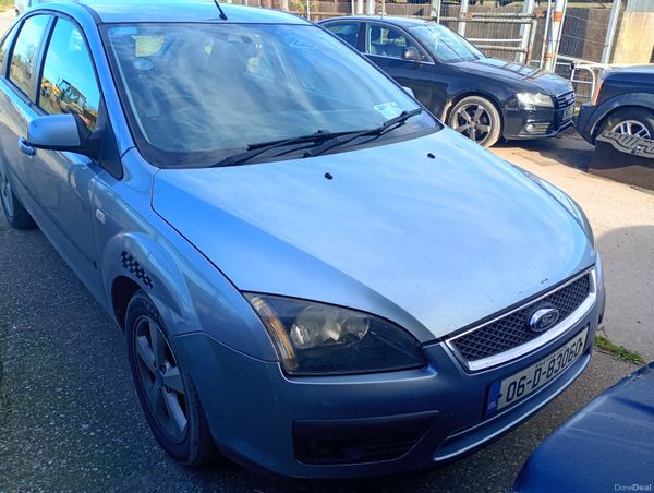 Ford Focus 2006 385443395