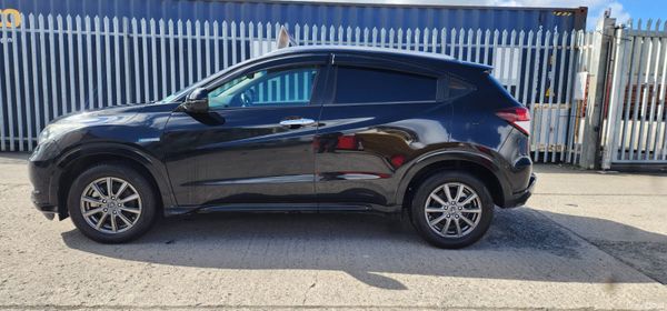 Honda Vezel 2015 (Automatic/Hybrid) 385452389