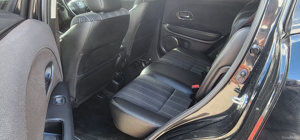 Honda Vezel 2015 (Automatic/Hybrid) 385452391