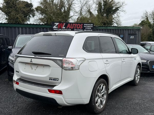 15 Mitsubishi Outlander PHEV 385461741