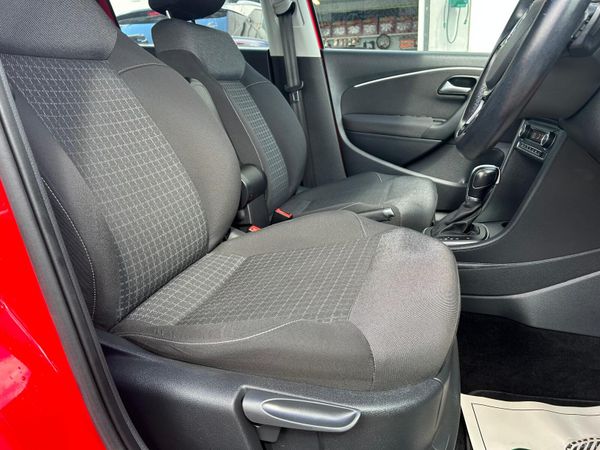 2016 Volkswagen Polo - HIGHLINE 385461979