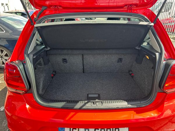 2016 Volkswagen Polo - HIGHLINE 385461989