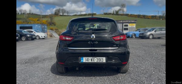 Renault Clio 2014 1.5dci tax & tested 385462259