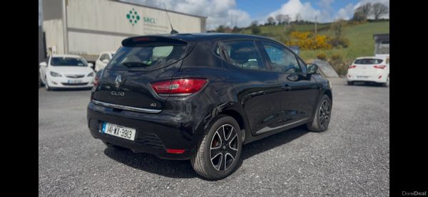 Renault Clio 2014 1.5dci tax & tested 385462263
