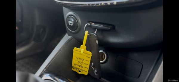 Renault Clio 2014 1.5dci tax & tested 385462267