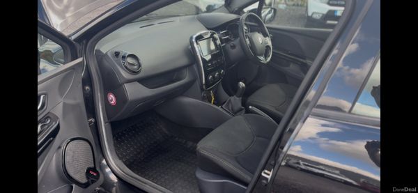 Renault Clio 2014 1.5dci tax & tested 385462273