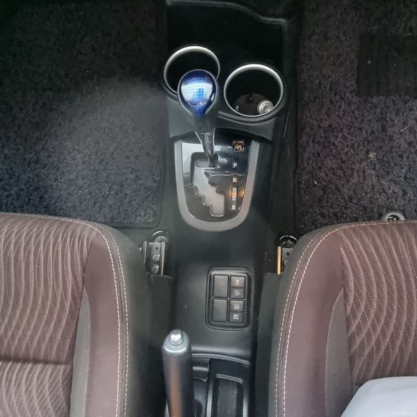 Toyota Aqua 2017Automatic 385467241