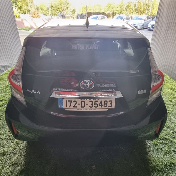 Toyota Aqua 2017Automatic 385467243