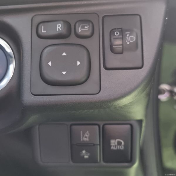 Toyota Aqua 2017Automatic 385467249