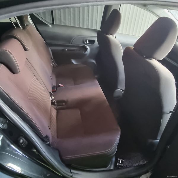 Toyota Aqua 2017Automatic 385467239