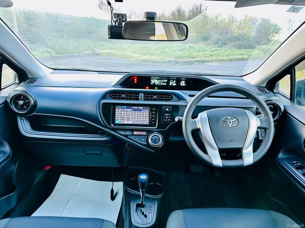Toyota Aqua 2015 1.5L Petrol Hybrid Automatic 385476517