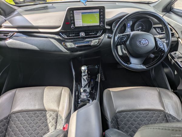 Toyota C-HR SOL /AUTO/  NEW NCT O3/28 385478515