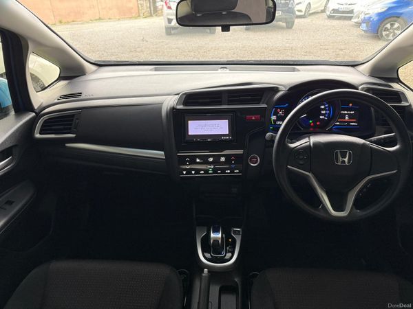 2014 Honda Fit/ JAZZ  Automatic 385406273
