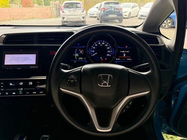 2014 Honda Fit/ JAZZ  Automatic 385406299