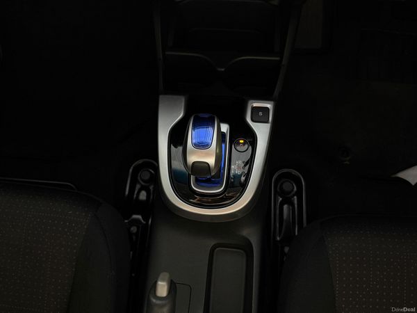 2014 Honda Fit/ JAZZ  Automatic 385406359