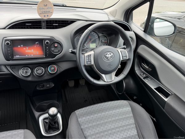 Toyota Yaris LUNA Economical & Reliable 385422373