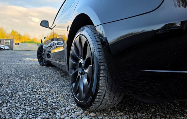 🔥 2022 Tesla Model 3 RWD 385434331