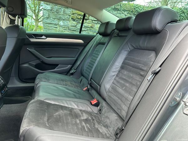 2015 VOLKSWAGEN PASSAT AUTOMATIC HIGHLINE 385439651