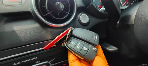 2015 Audi A1 1.0 Petrol Automatic 2 Tone color 385544835