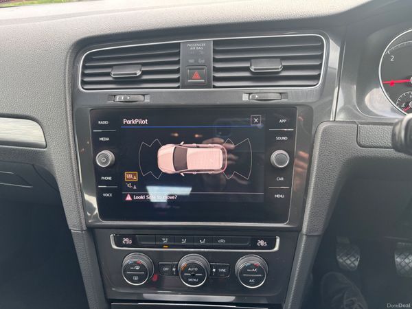 Volkswagen Golf 2018 1.6 TDI Comfortline 385518097