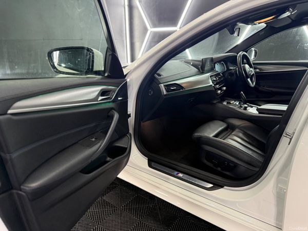 ◼️2017 BMW 530e M-SPORT◼️ 385518131