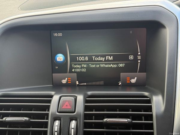 Immaculate Low Kms 171 Volvo XC60 R-Design! 385528223