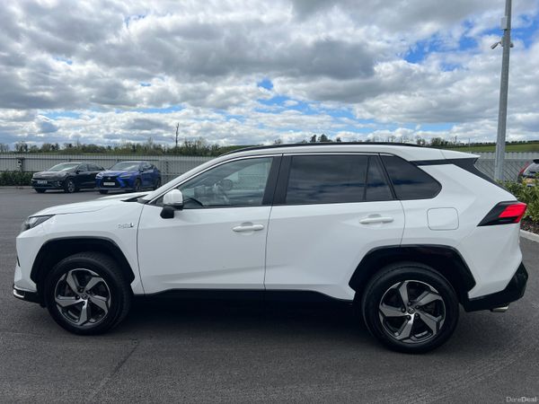 2024 (242) Toyota Rav 4 Design 1.5 PHEV Auto 4WD 385538155