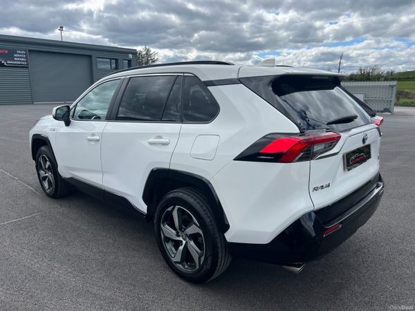 2024 (242) Toyota Rav 4 Design 1.5 PHEV Auto 4WD 385538161