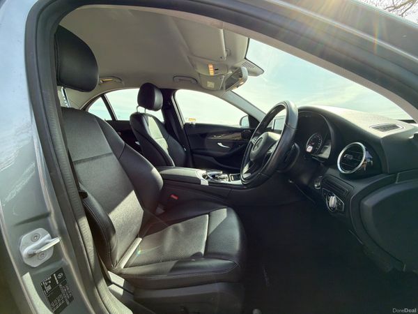 Mercedes-Benz C-Class 2016 Low Mileage 385642327