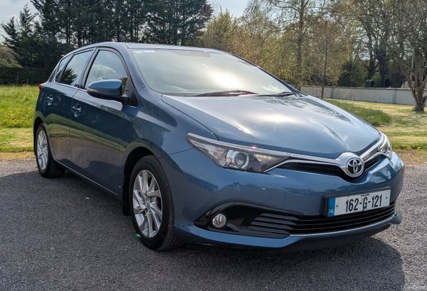 TOYOTA AURIS D4D LUNA/ REVERSE CAMERA 385645283