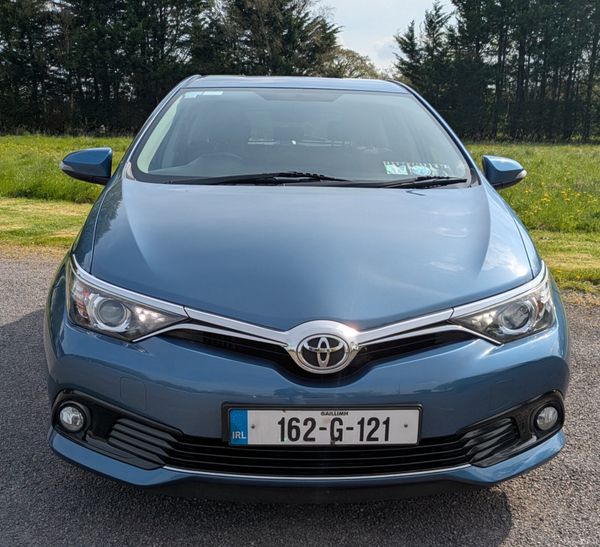TOYOTA AURIS D4D LUNA/ REVERSE CAMERA 385645287