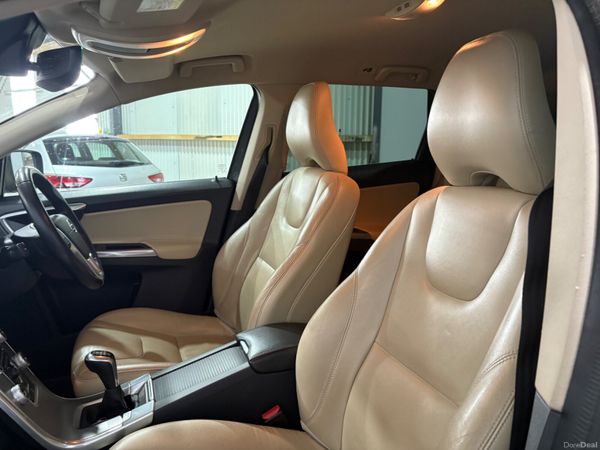 2016 Volvo XC60 D4 2.0 190 Bhp 385653187