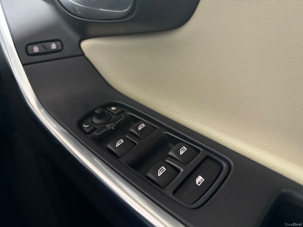 2016 Volvo XC60 D4 2.0 190 Bhp 385653217