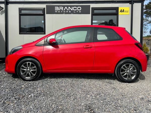 Toyota Yaris 1.0 Terra 2015 385674295